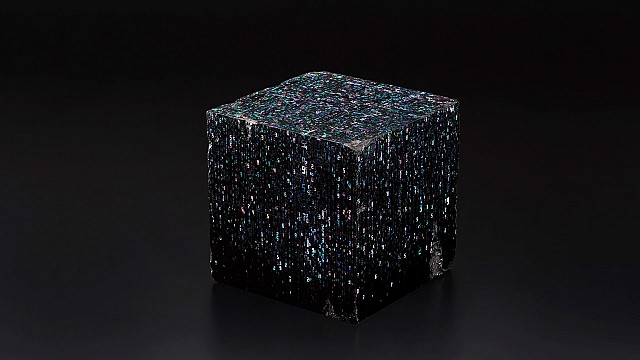 Terumasa Ikeda: Iridescent Lacquer