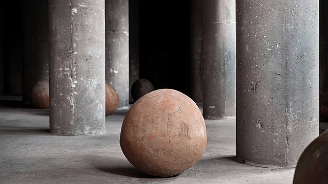 Axel Vervoordt x Kasmin co-produce Bosco Sodi&rsquo;s exhibition at Fondazione dell'Albero d'Oro