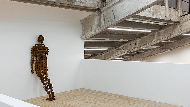Antony Gormley's 'Body Buildings' muses on the state of our species at Galleria Continua