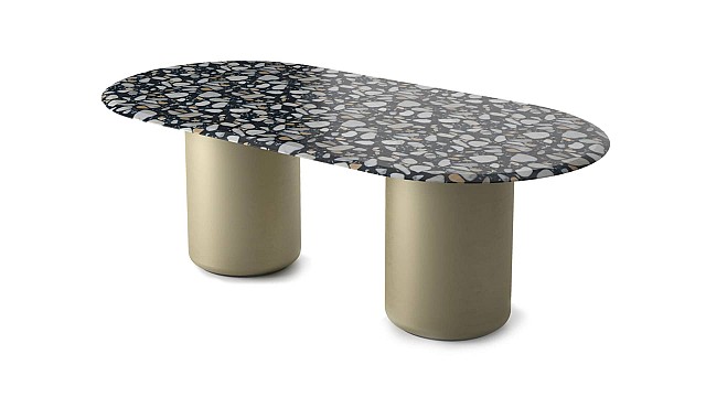 Voyage Table