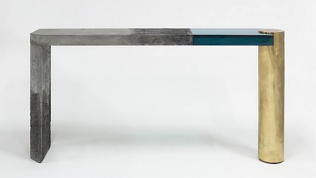 Golia Console
