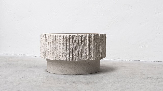 Ambigu&euml; Coffee table