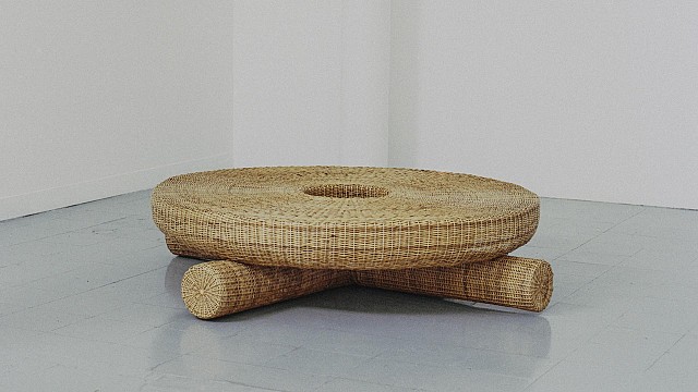 Ibuju Table