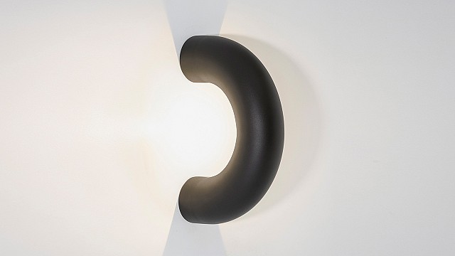 Arco Wall Lamp
