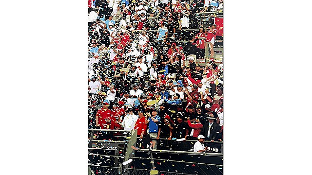 Crowd 7 (Confetti)