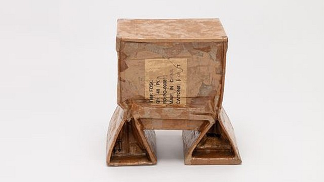 (18) BOX Stool