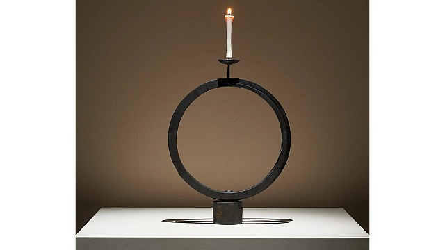 Circle Candle Stand