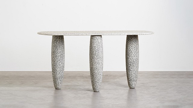 Sgraffito Console