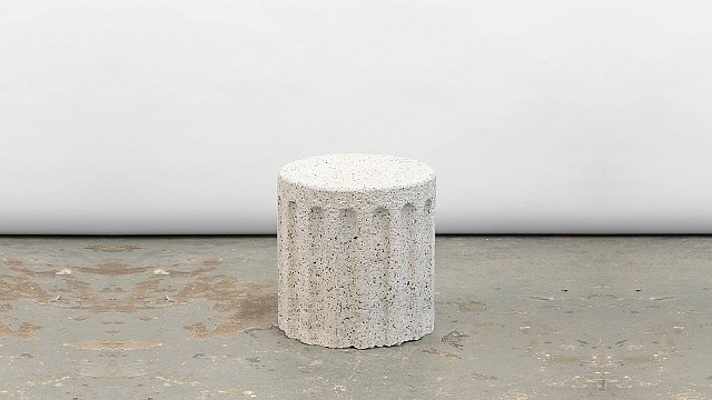 Stool in Blanco Perla, 2025