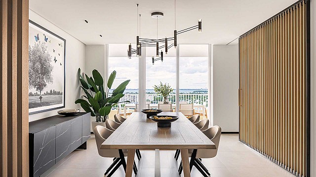 Contemporary Family Retreat