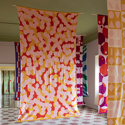 Burning Bright @ Contemporary Cluster Apartamento