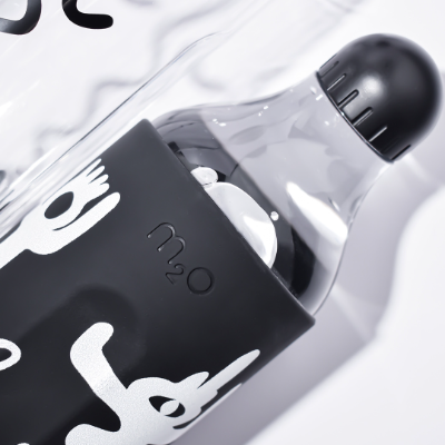Michael Young and Lousy unveil a water bottle awash in a 'Rain Dance'