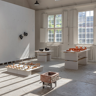 Functional clay and woody structures take over Peach Corner for 3daysofdesign 2025
