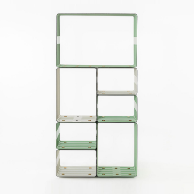 Quobus 1,2,4 Two-Colored