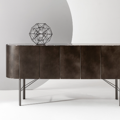 Collectionist Lounge