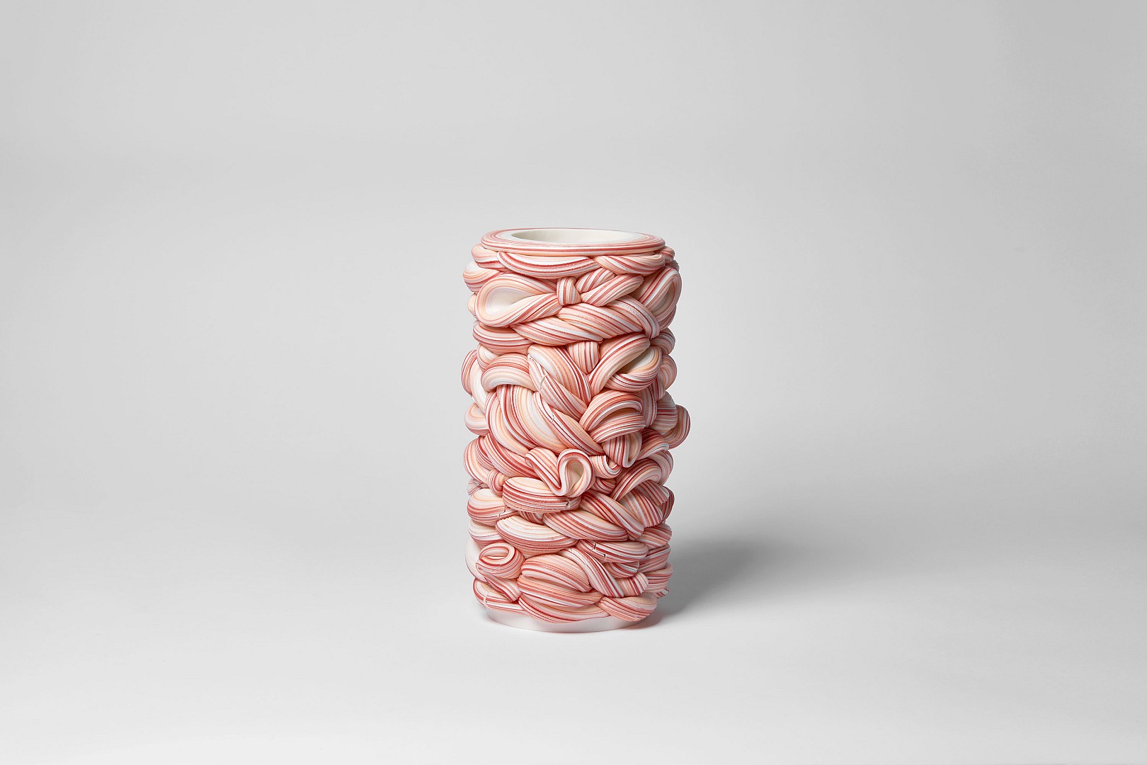Steven Edwards exhibits a series of candy-like ceramic pieces in &lsquo;Infinite Folds&rsquo;