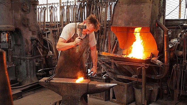 Conrad Hicks: One of  South Africa's leading art blacksmiths