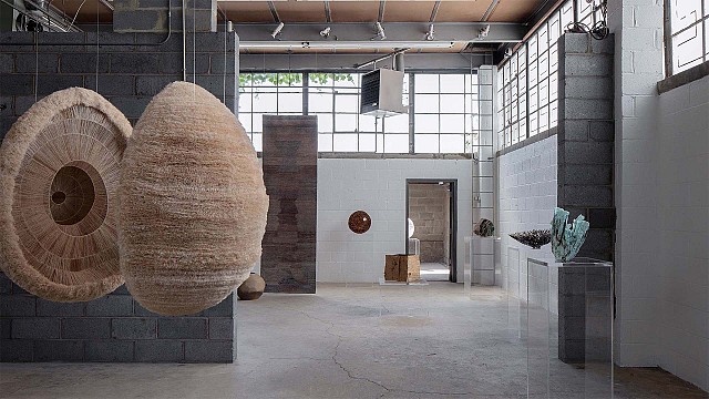 'Metanoia'  by ceramic artist Eriko Inazaki wins the 2023 Loewe Foundation Craft Prize