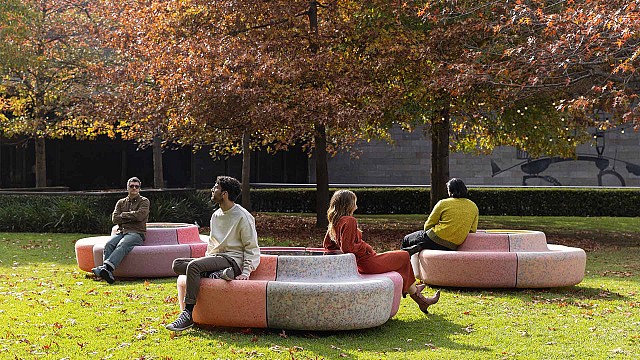 ENESS's public installation is 'A Solar-Powered Bench That Spins Ever So Slowly'