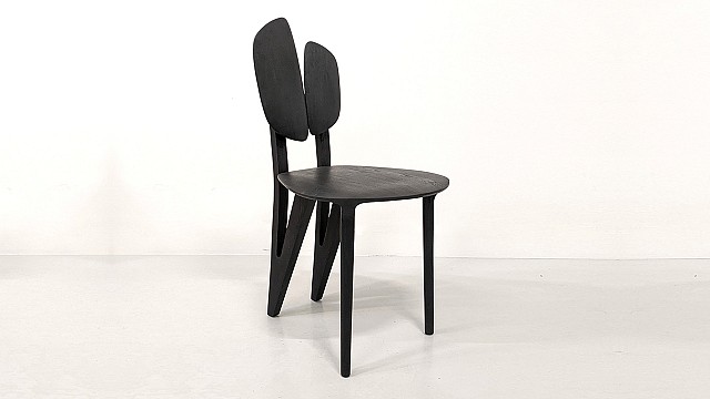 P&eacute;tiole 4 feet chair - Black Edition