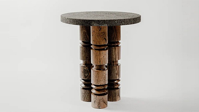 Volcanic and wood Totem 01