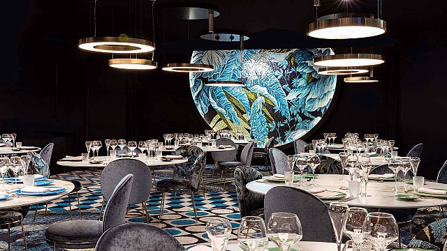 Dine in the deep blue forest, discover the Carr&eacute; Priv&eacute; project