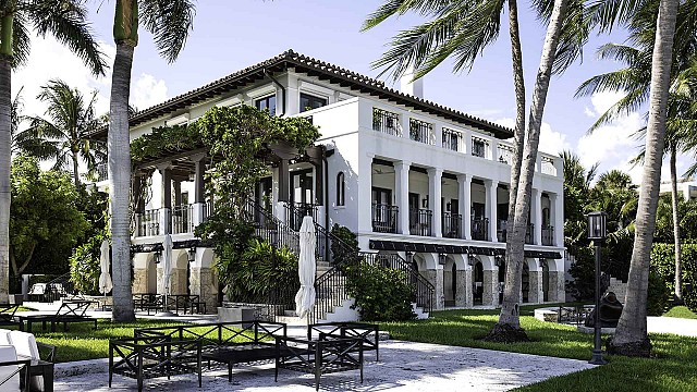 Meridiani Furnishes Villa Positano In Miami