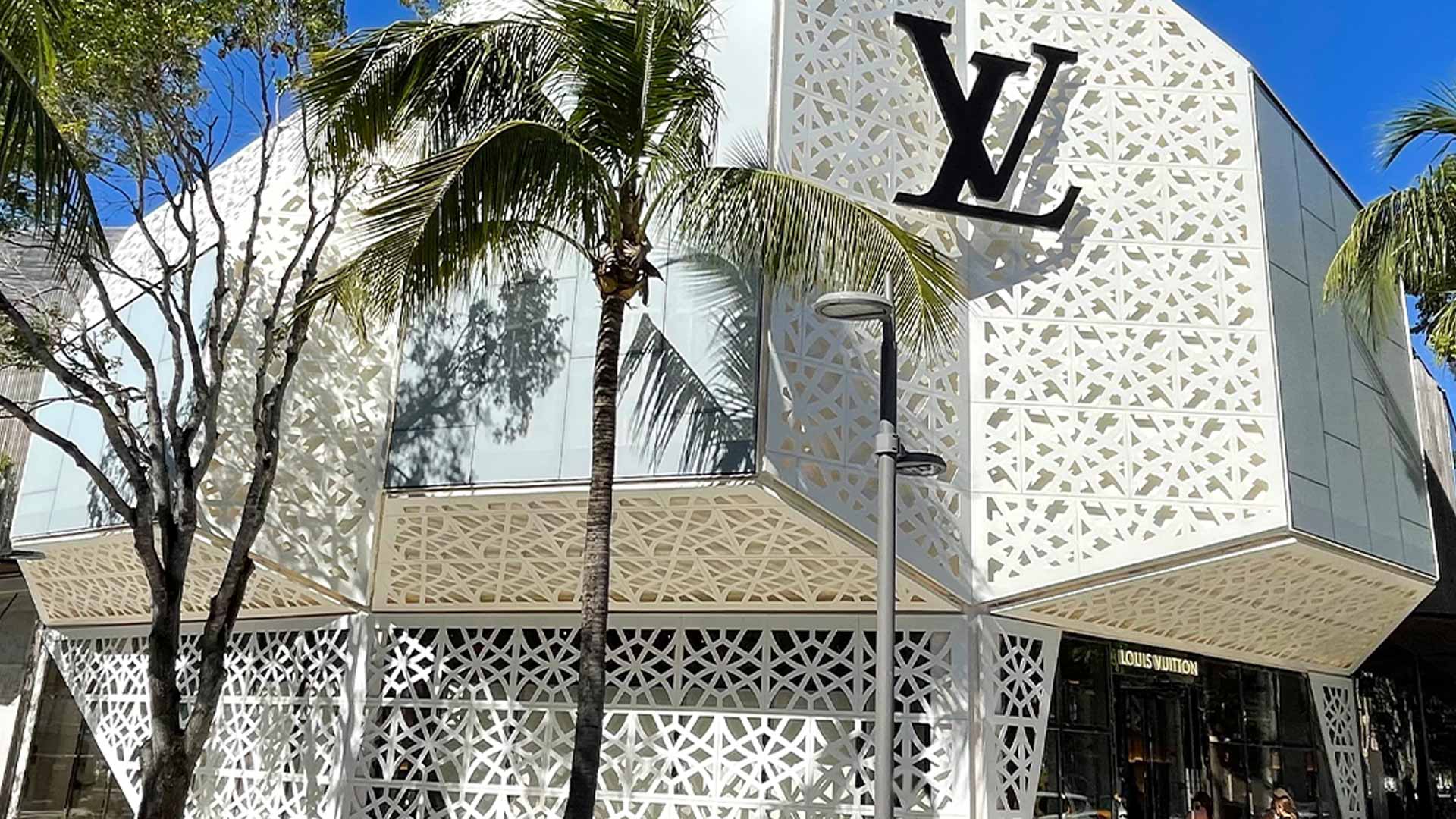 Marcel Wanders designs facade of new Louis Vuitton men's store in