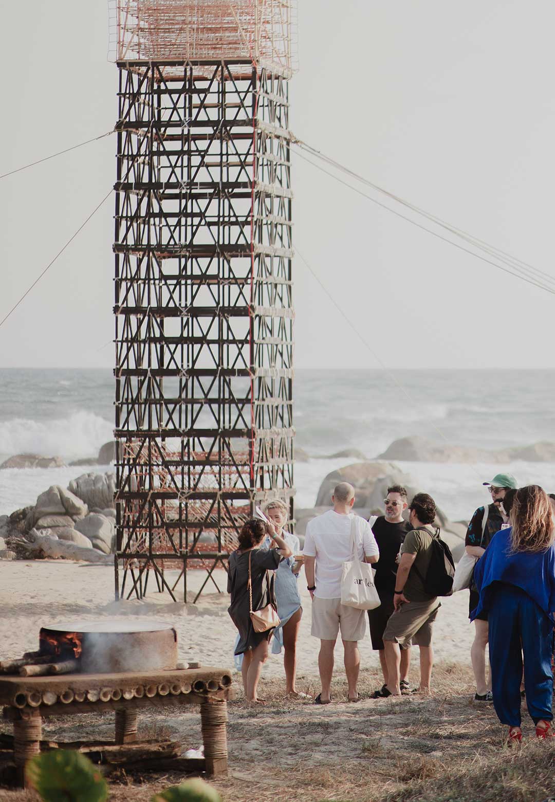 S-AR’s Pyrotechnic tower illuminates Casa Naila during Mexico Design Fair 2022