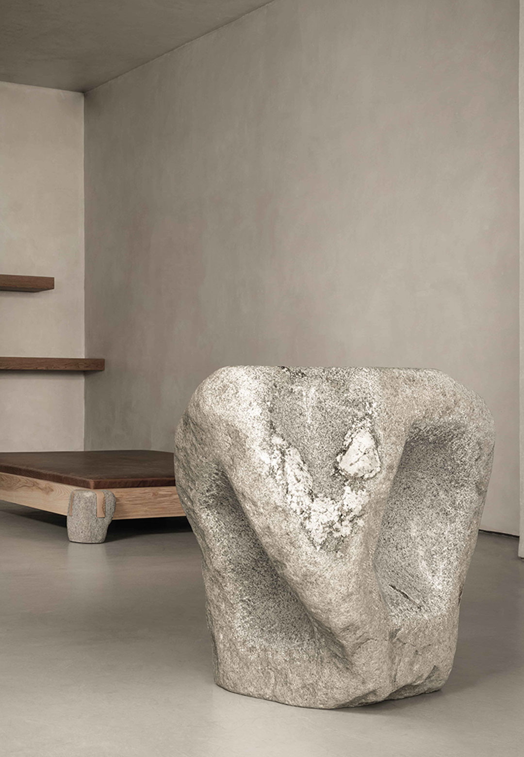 The Wabi-Sabi philosophy sculpts Ethan Stebbins’ exhibition at Les Ateliers Courbet