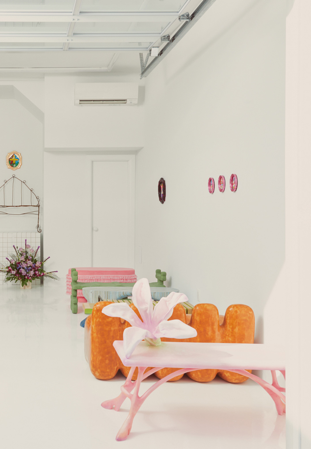 Designer friends furniture cheap