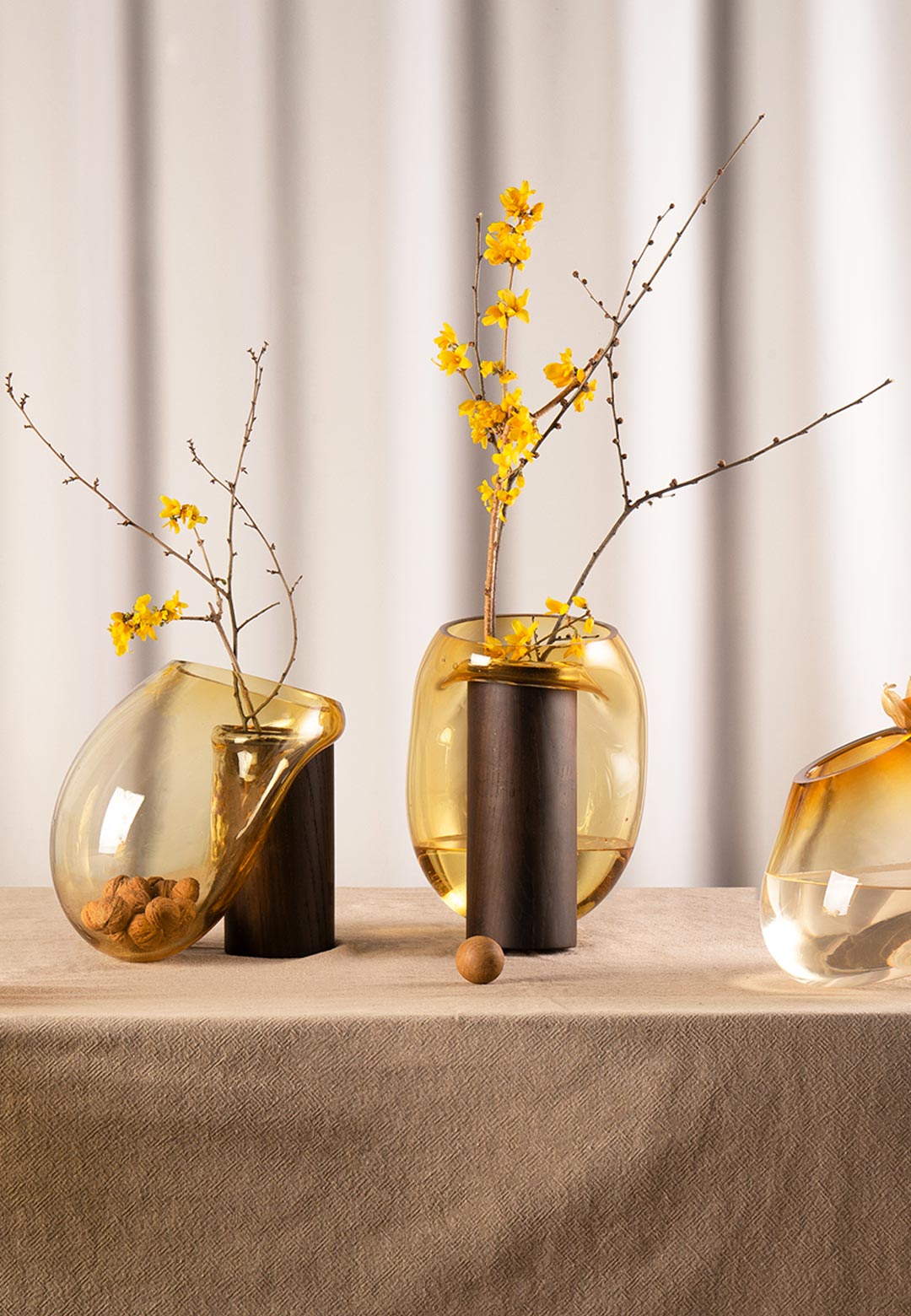 Kateryna Sokolova celebrates Ukrainian glass blowing with ‘Gutta’ vase collection