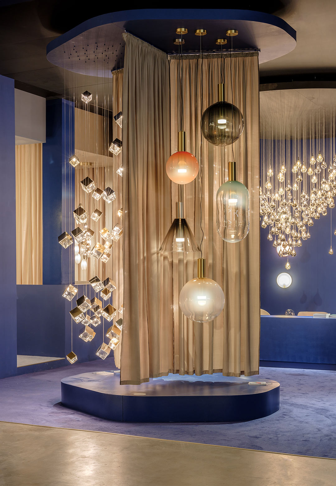Bomma illuminates Euroluce 2023 with lighting designs inspired by the sea