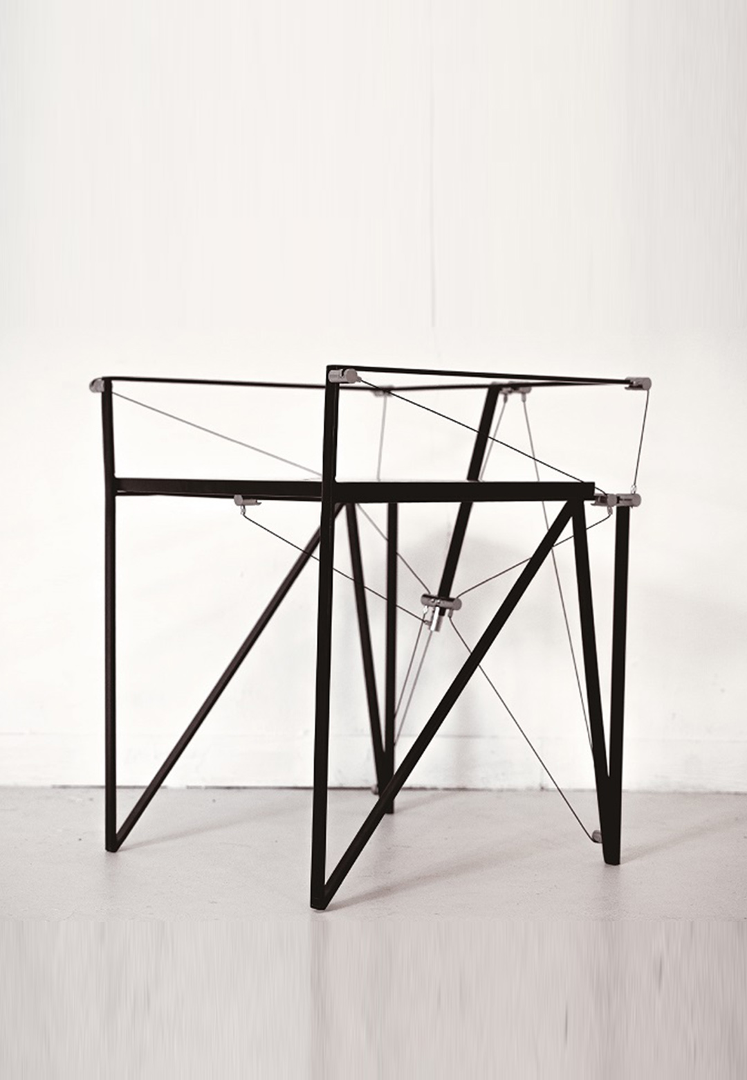Elegance in 'Tension': SFEHO’s evolution towards practical and minimalist furniture