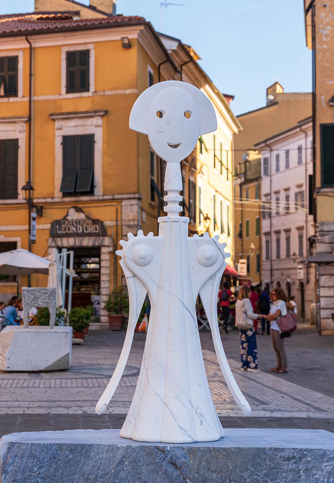 White Carrara 2024 proclaims ‘Design is Back’ with old and new marble works