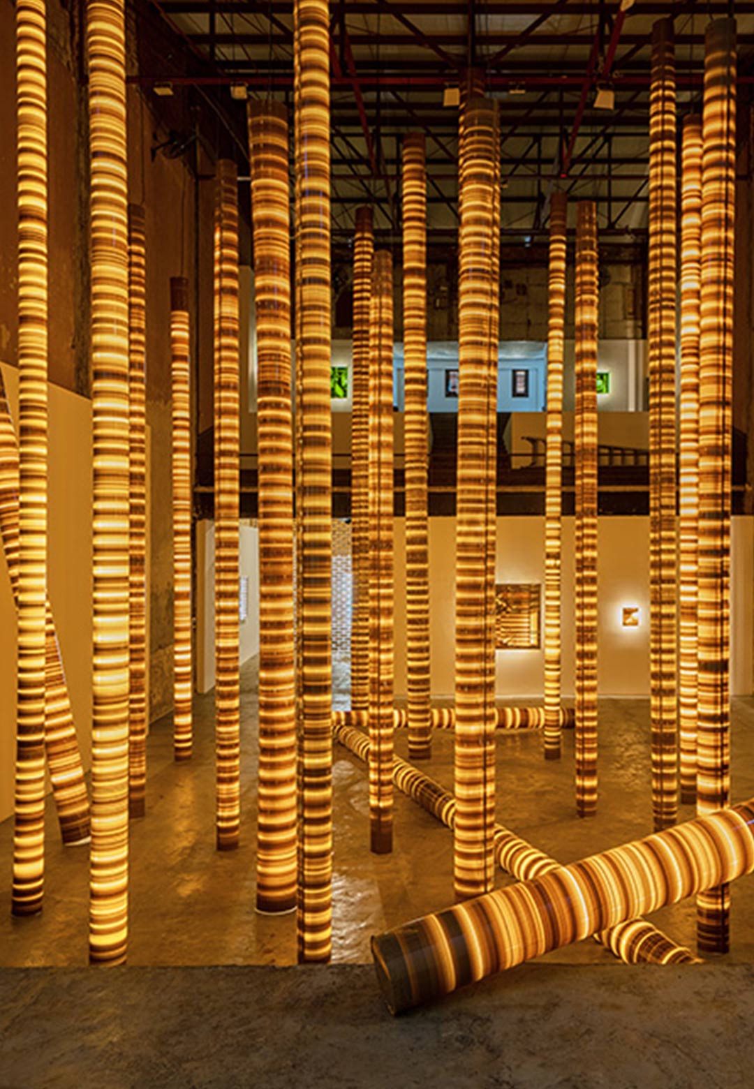 Osvaldo González uses adhesive tape and light to articulate his solo show, 'Estados'