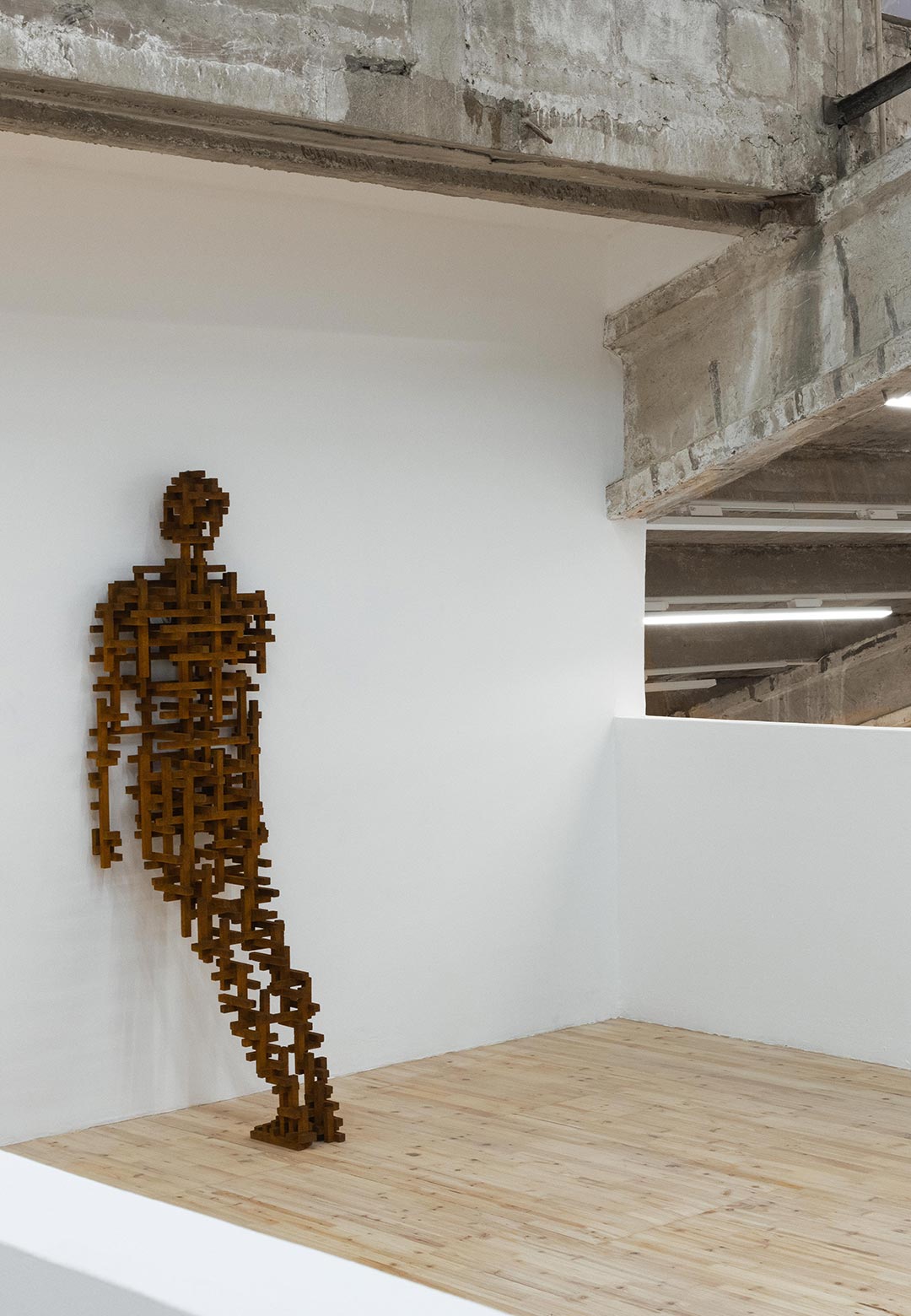 Antony Gormley's 'Body Buildings' muses on the state of our species at Galleria Continua