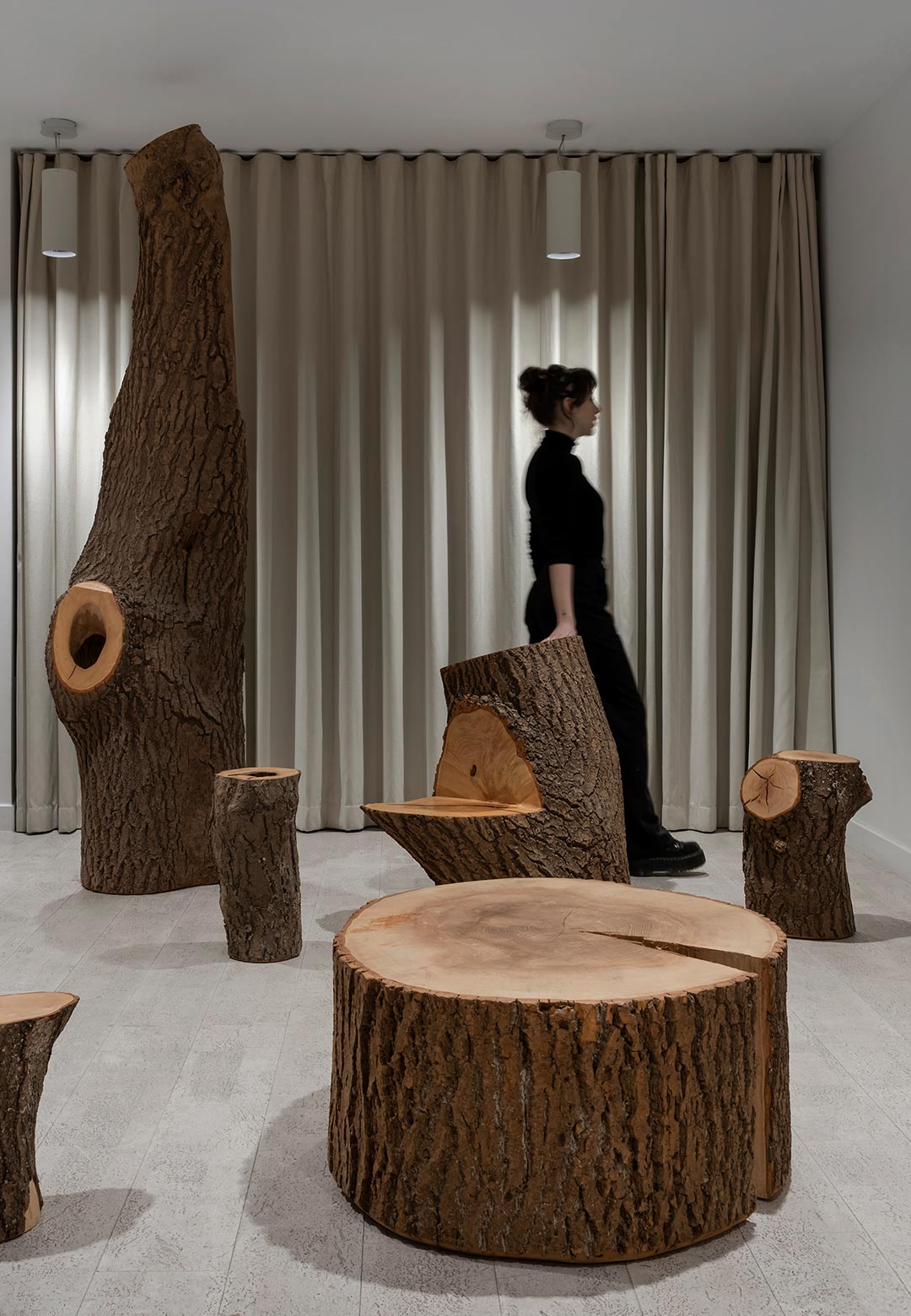 A decade after its debut, Max Lamb revisits 'My Grandfather’s Tree' at Gallery FUMI
