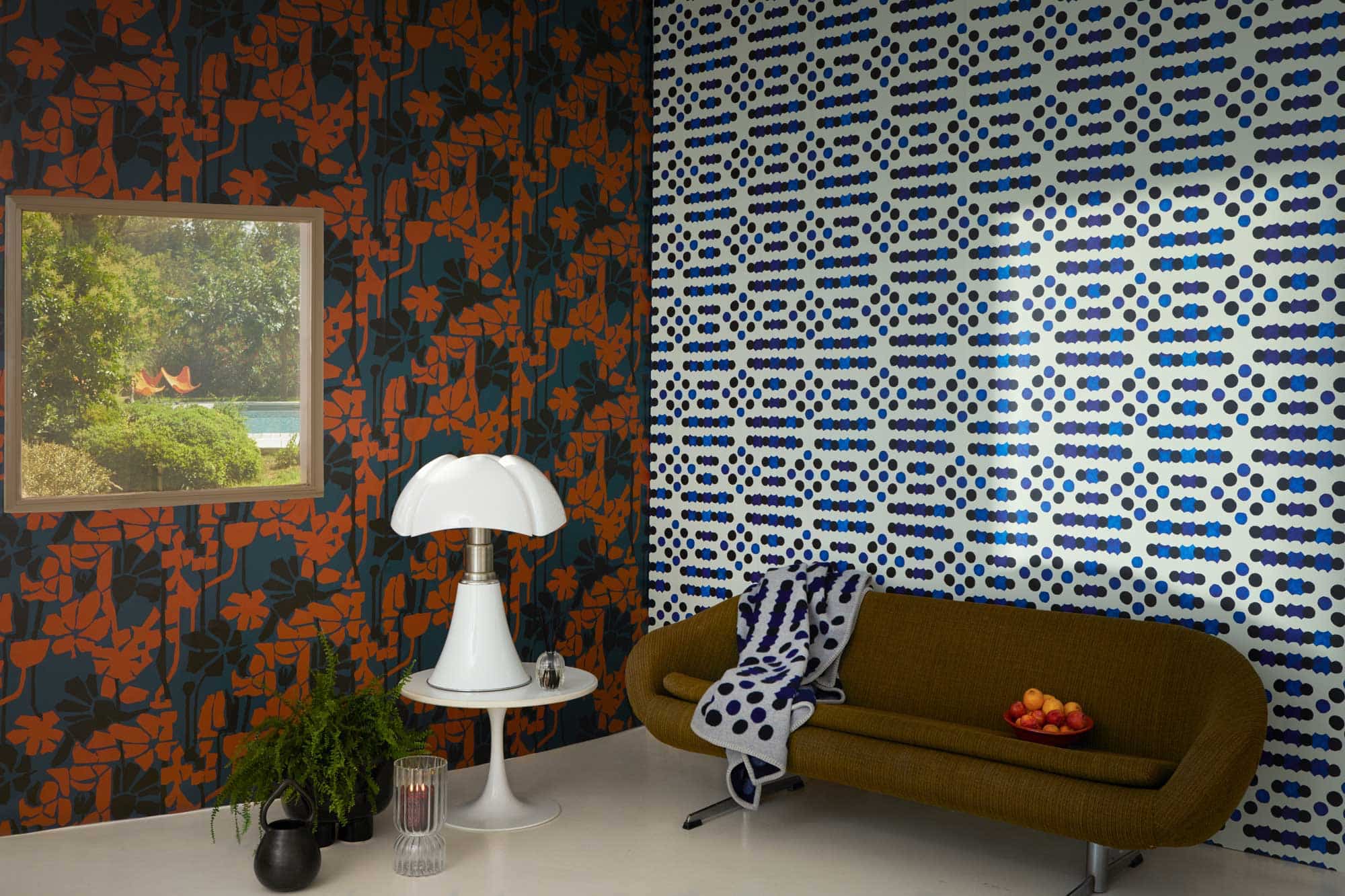 diptyque-collaborates-with-cecile-figuette-to-create-bold-wall-coverings