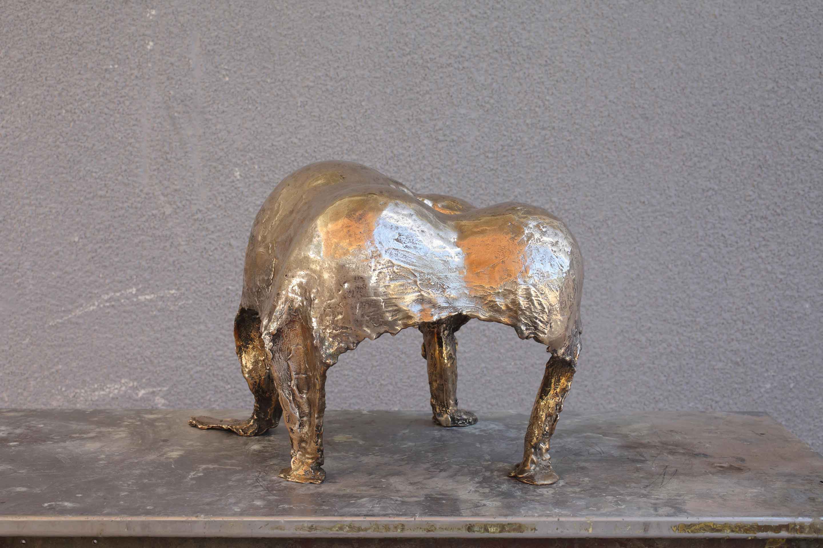 gallery-fumi-to-present-voukenas-petrides-s-gypsum-and-aluminium-sculptures-at-ldf-2022
