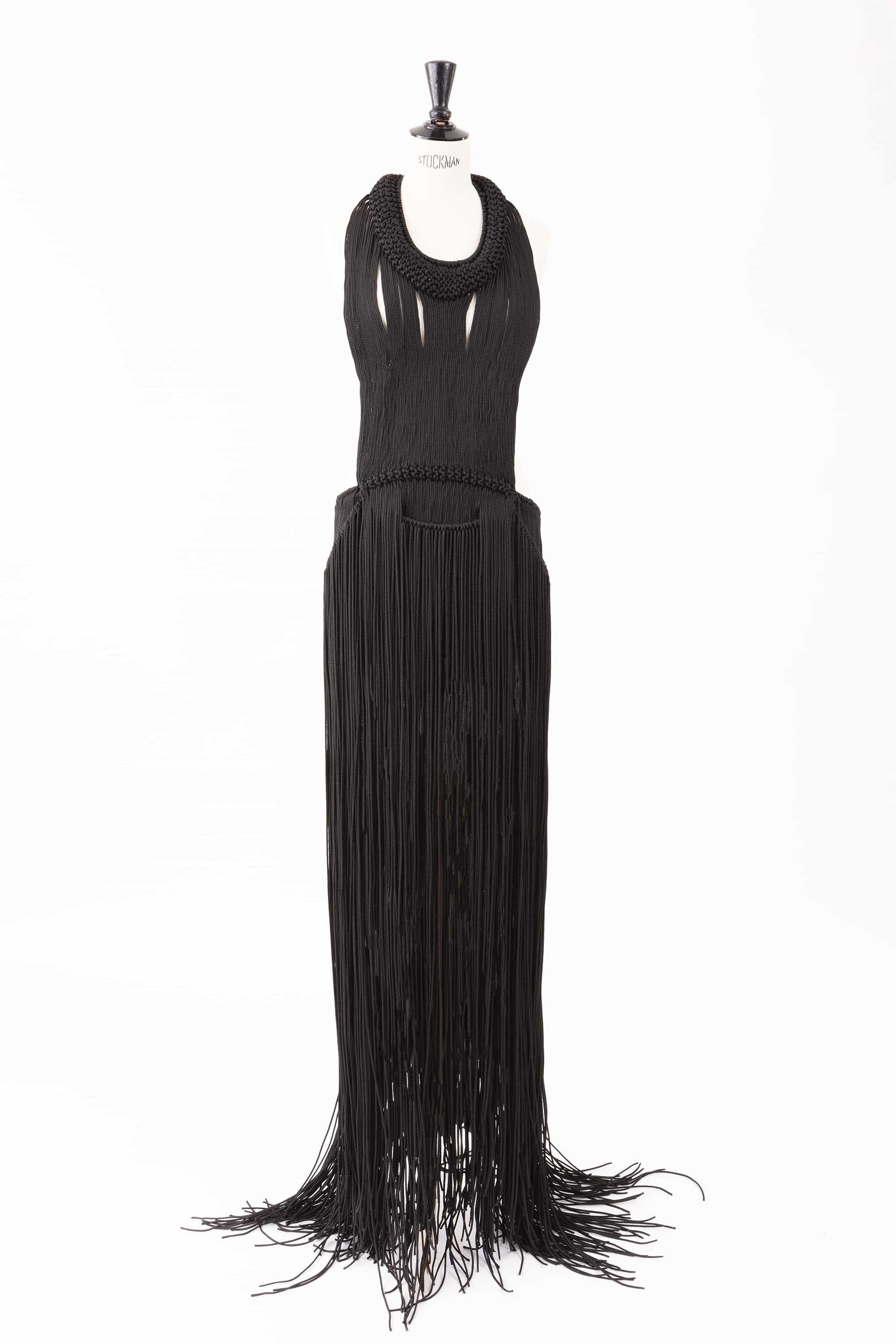 jeanne-vicerial-exhibits-baroque-silhouettes-that-investigate-haute-couture-and-fashion