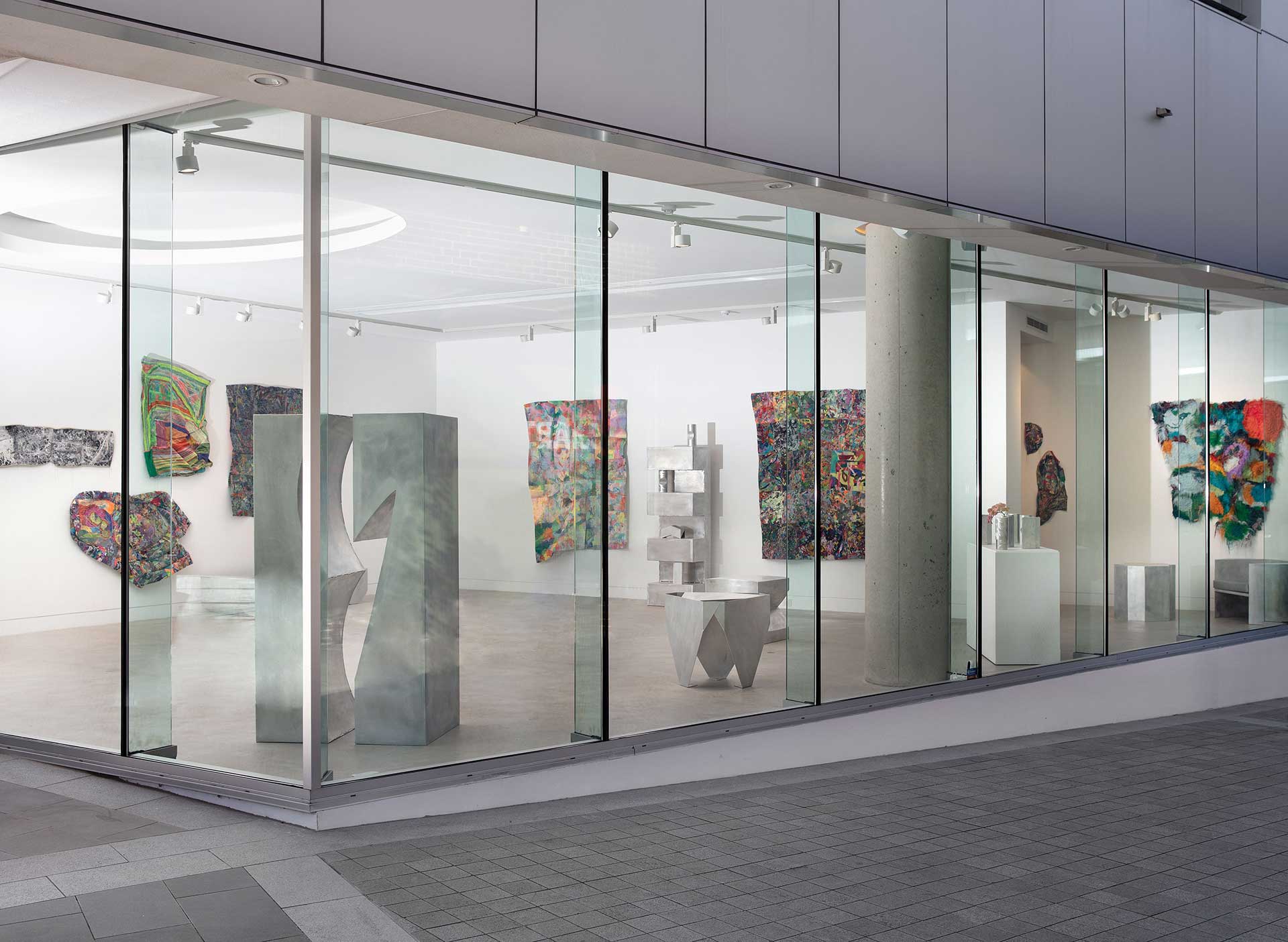 jordan-gogos-s-unconstrained-forms-and-fluidity-ornament-gallery-sally-dan-cuthbert