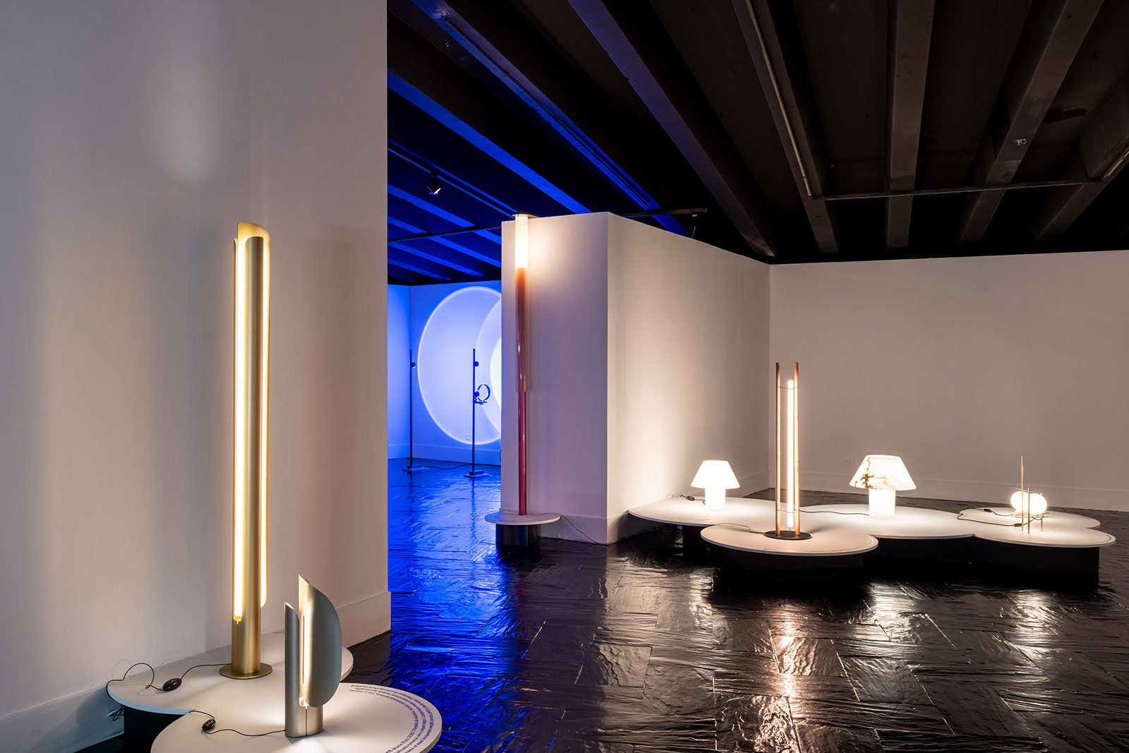 La línea sueña' highlights lighting design as a discipline