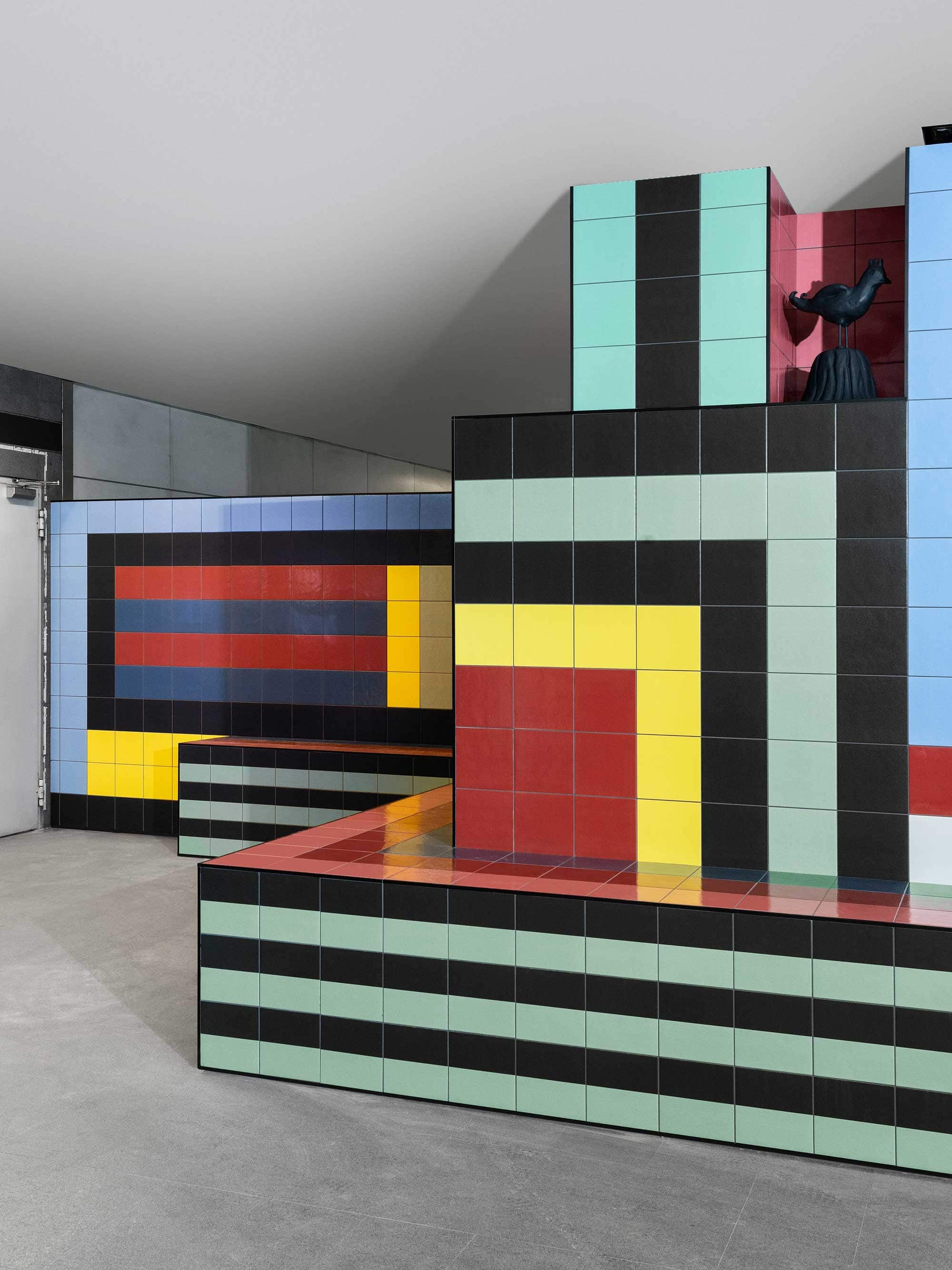 mutina-x-nathalie-bring-alive-vittoria-subway-with-ceramic-installations