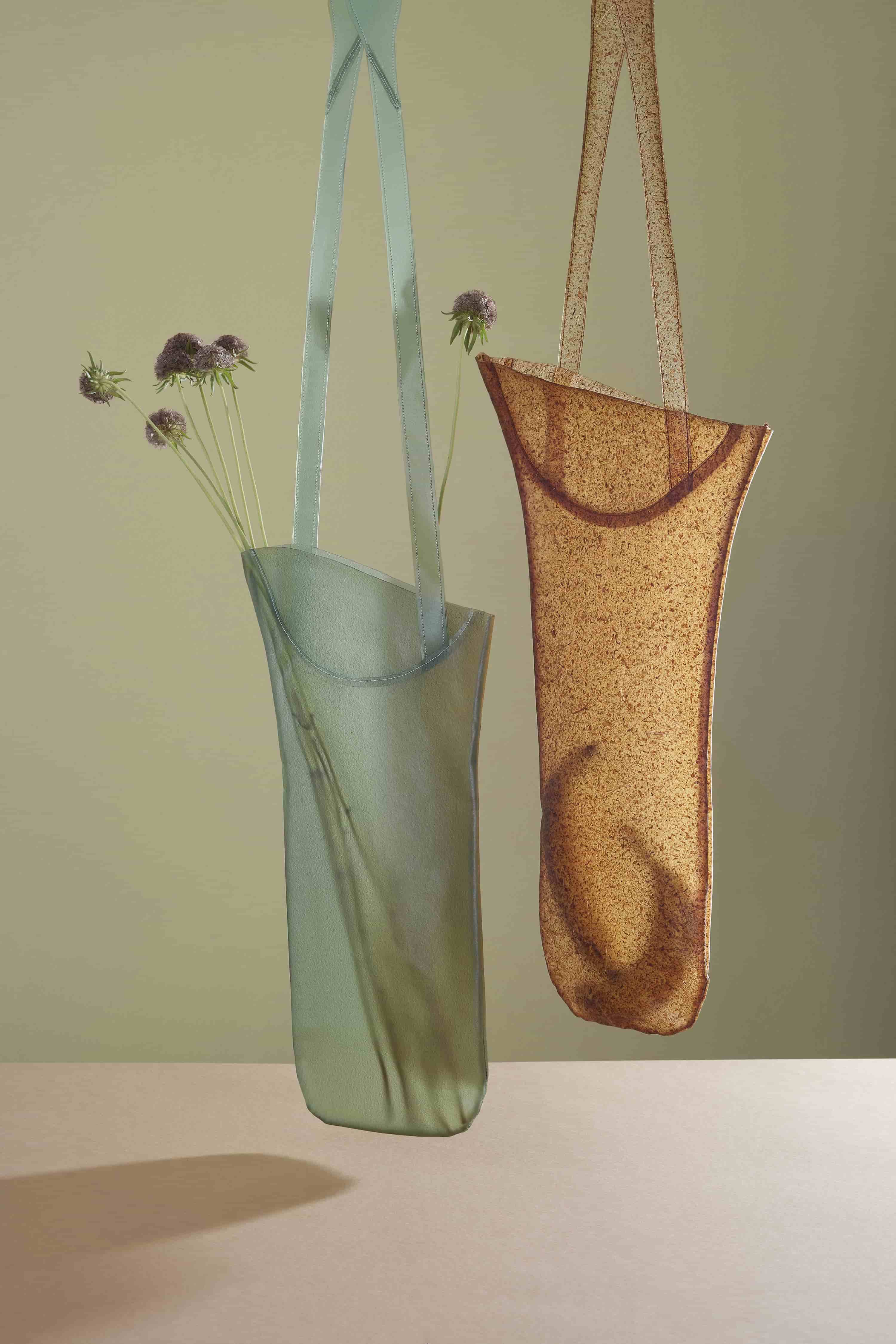 peelsphere-recycles-fruit-waste-into-leather-alternative-biomaterial