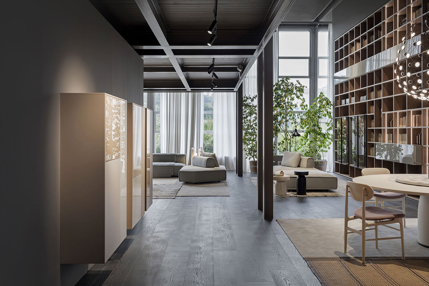 The opulent living area was crafted with Lema’s high-quality furniture pieces