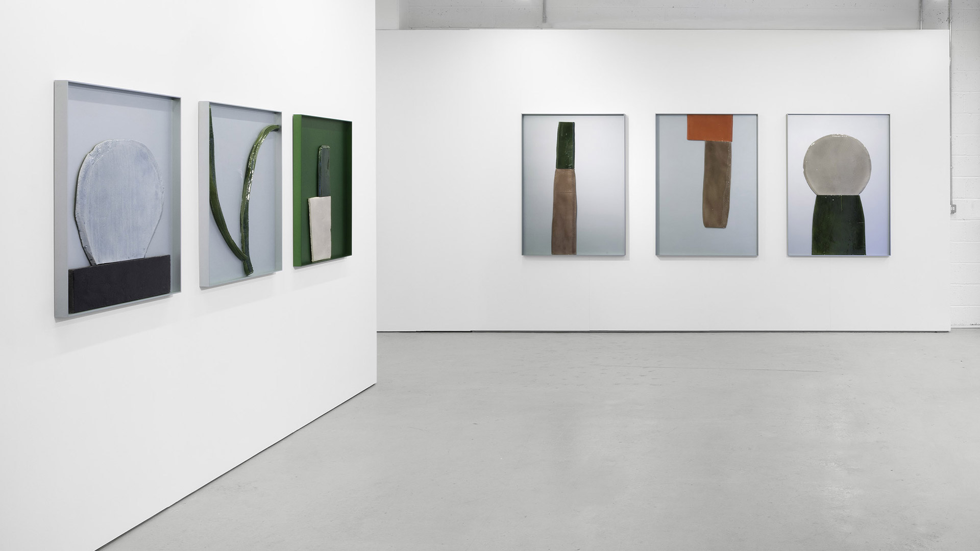 ronan-bouroullec-presents-geometric-asymmetric-installations-at-galerie-kreo
