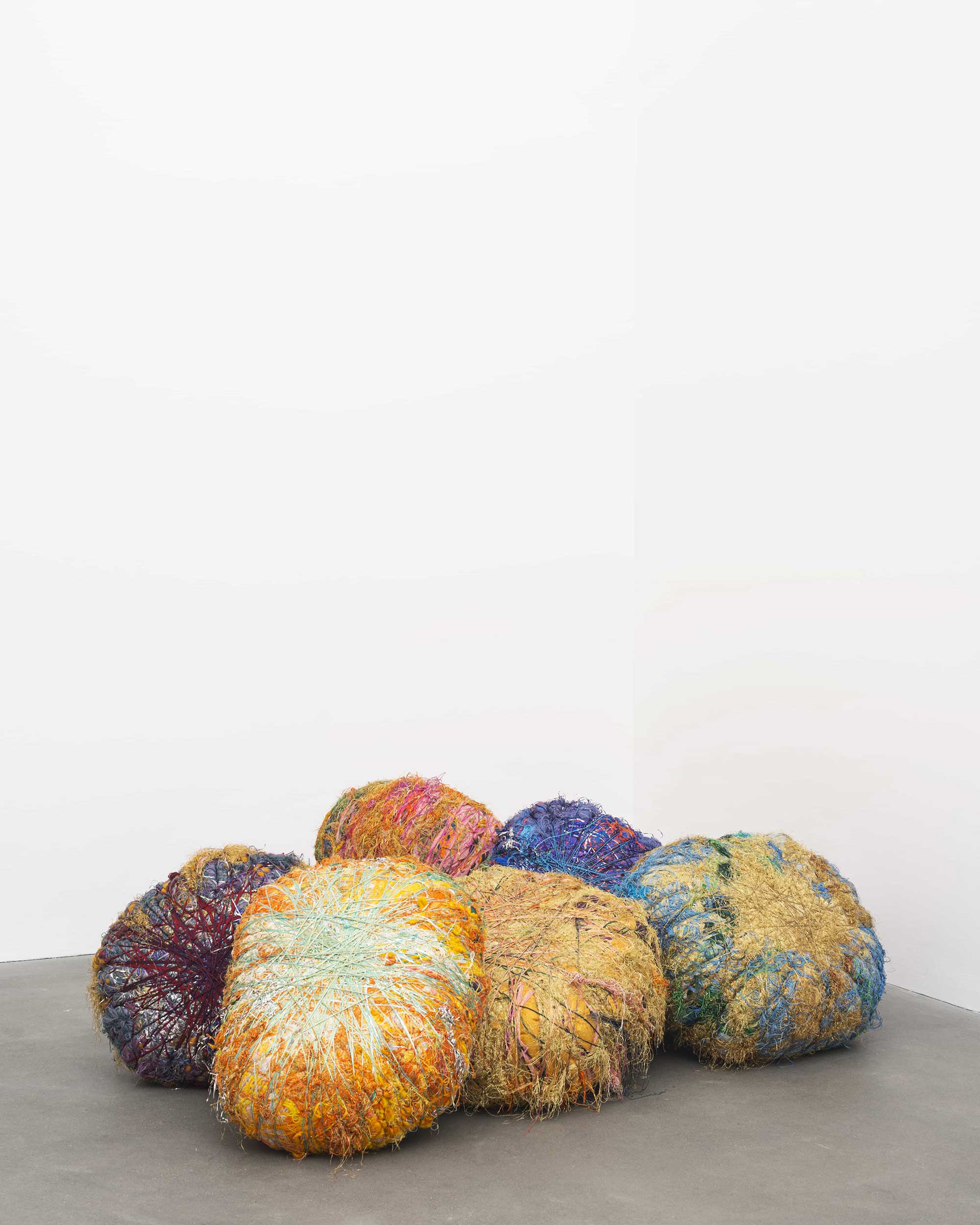 sheila-hicks-first-major-exhibition-in-uk-to-be-hosted-by-the-hepworth-wakefield