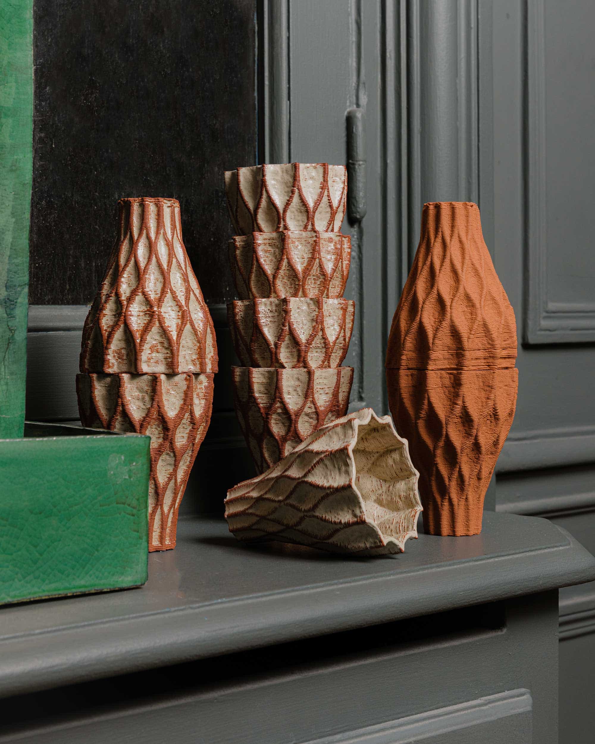 trame-s-alhambra-gcode-ceramic-vessels-reference-hispano-moorish-architecture