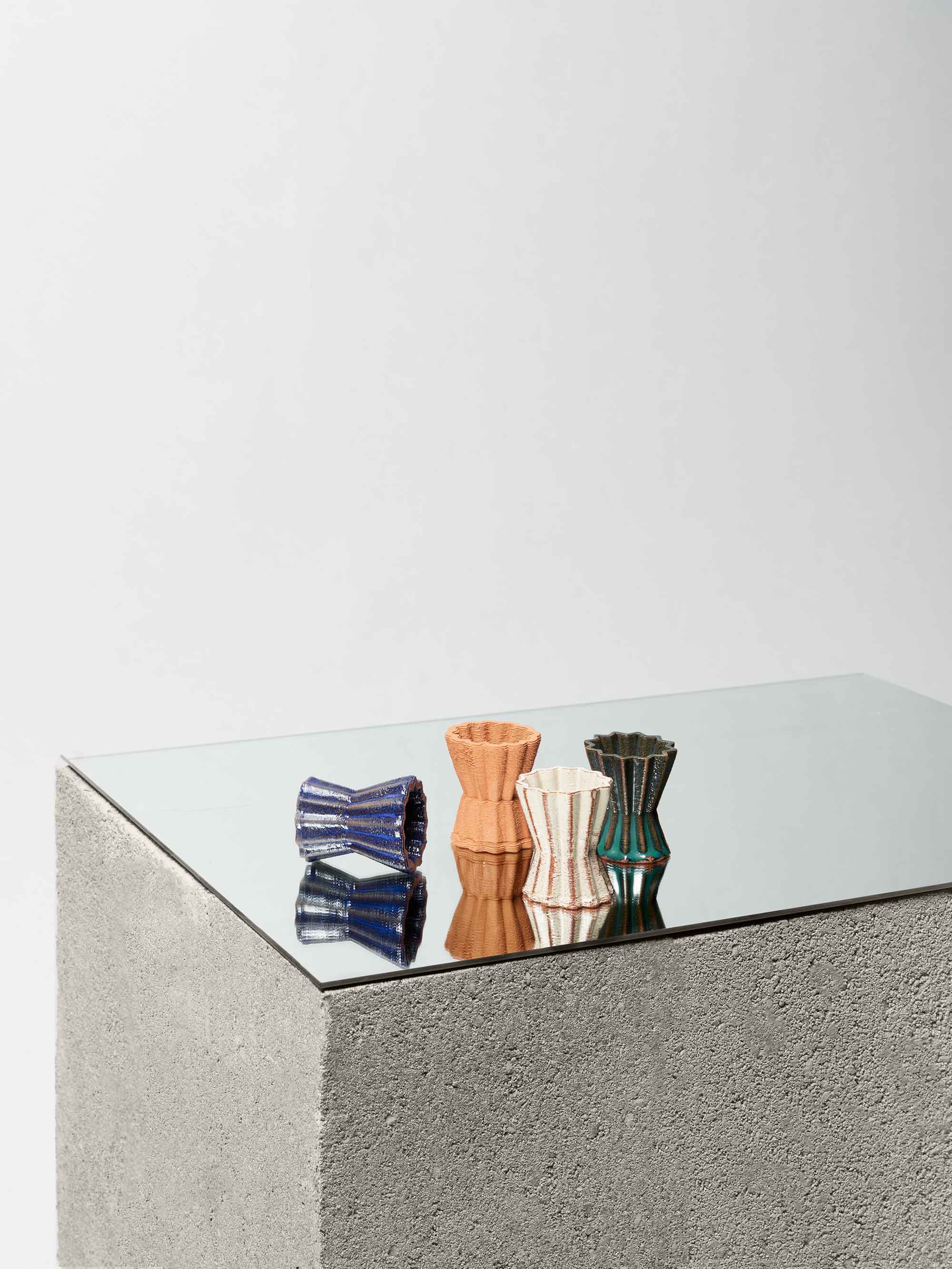 trame-s-alhambra-gcode-ceramic-vessels-reference-hispano-moorish-architecture
